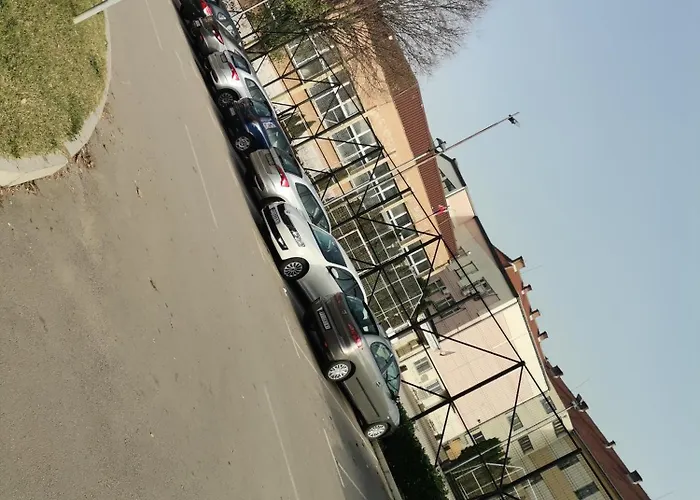 Mala Sirena * Bukorovac